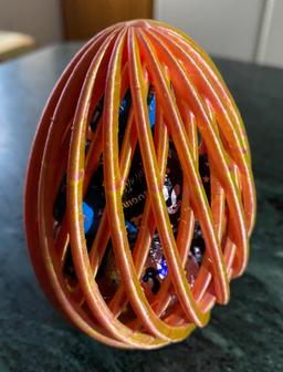 Spiral (Easter) Egg Box - Easy Print, No Supports - Filament: 3DJake’s Juicy Peach
Easter Eggs: Baci Perugina 😊😋