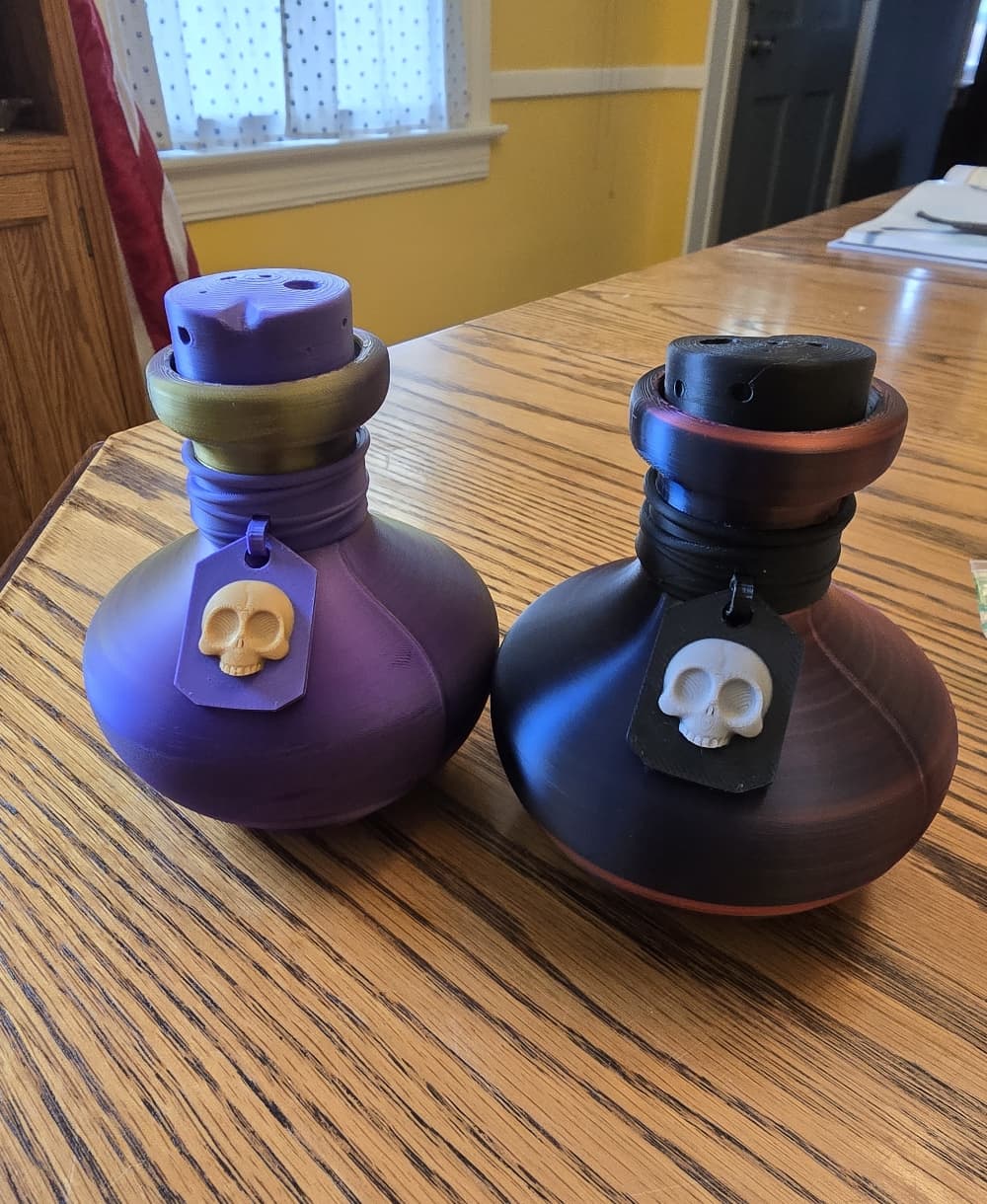 Printed in amolen pla silk(purple gold, red black) and bambu lab pla purple, gold, black,grey