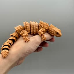 Articulated Armadillo Girdled Lizards | Pre-Painted + Optional 6mm Glass Eye Version 3d model