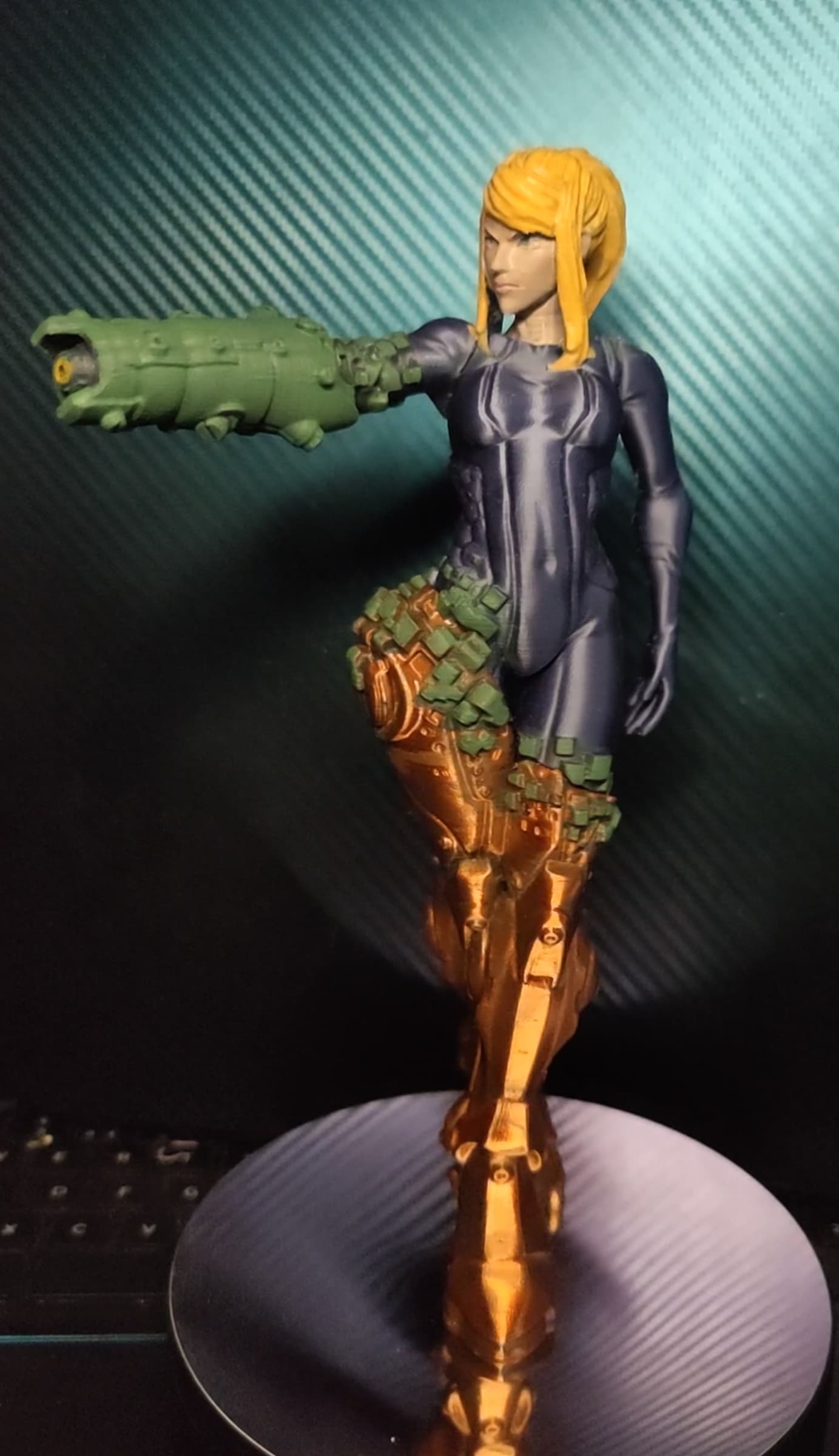 Printed on Flashforge Finder 3.
Legs: eSun copper silk
Body: 3dJake ecopla
Hand painted with Vallejo Acrylic paints