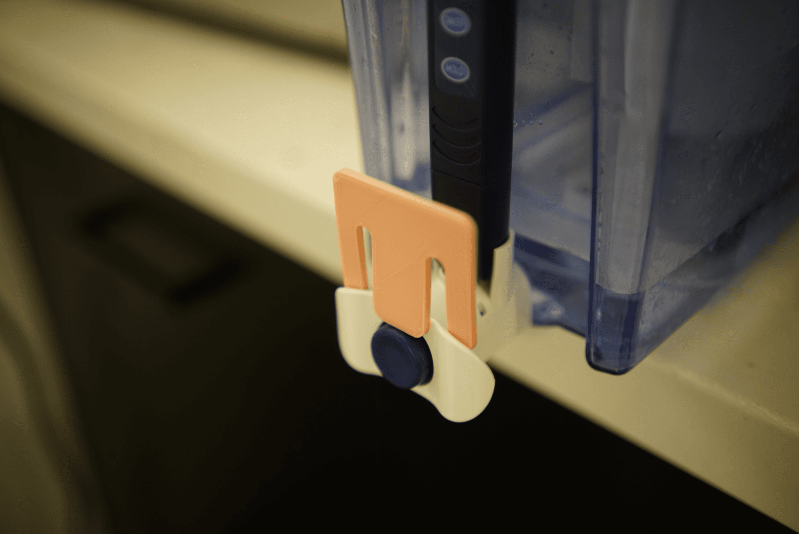 zero water filter tub hold open tab 3d model