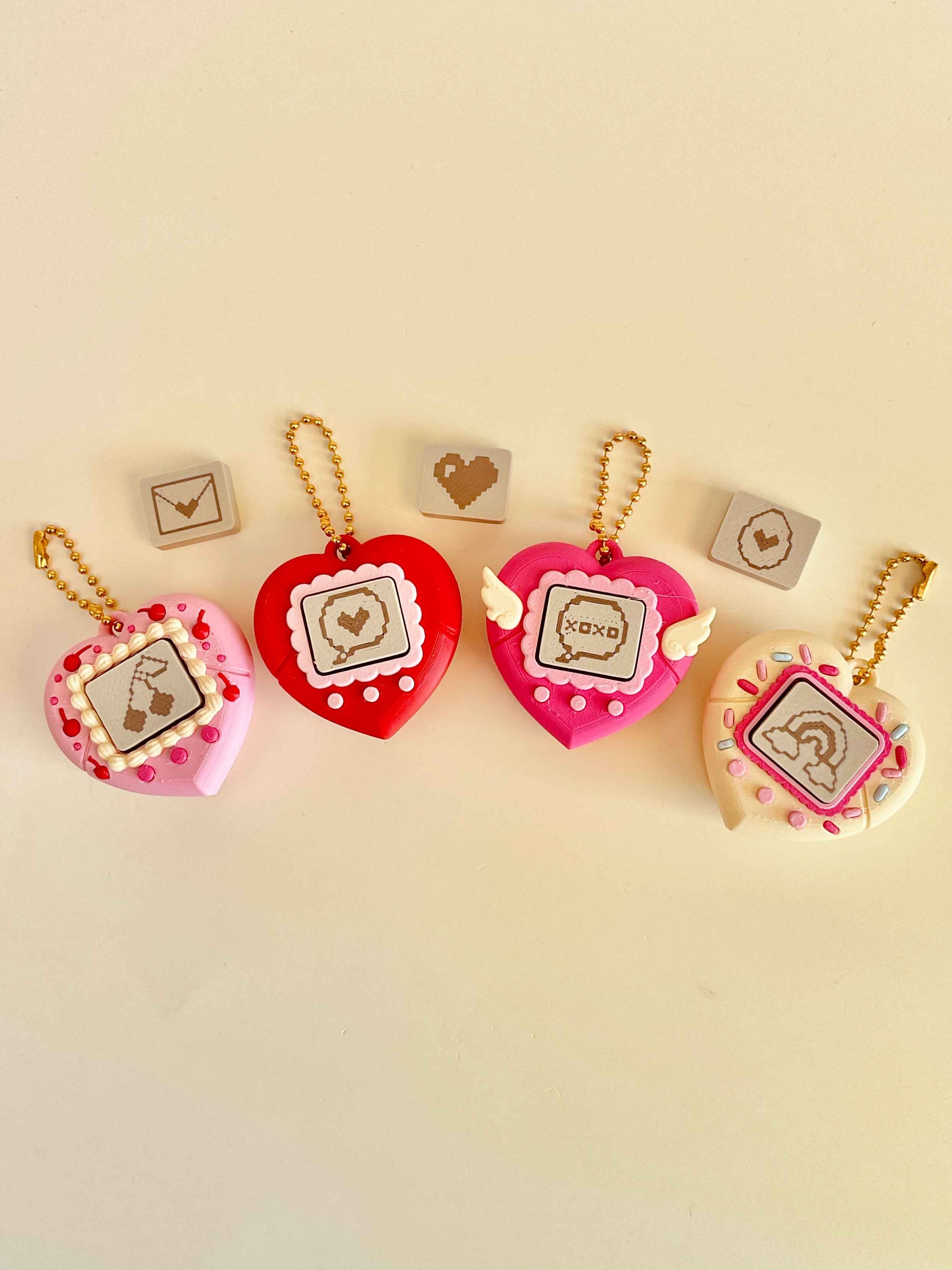Valentines Heart Clicker Keychain Fidget Toy V-Pet Bundle 3d model