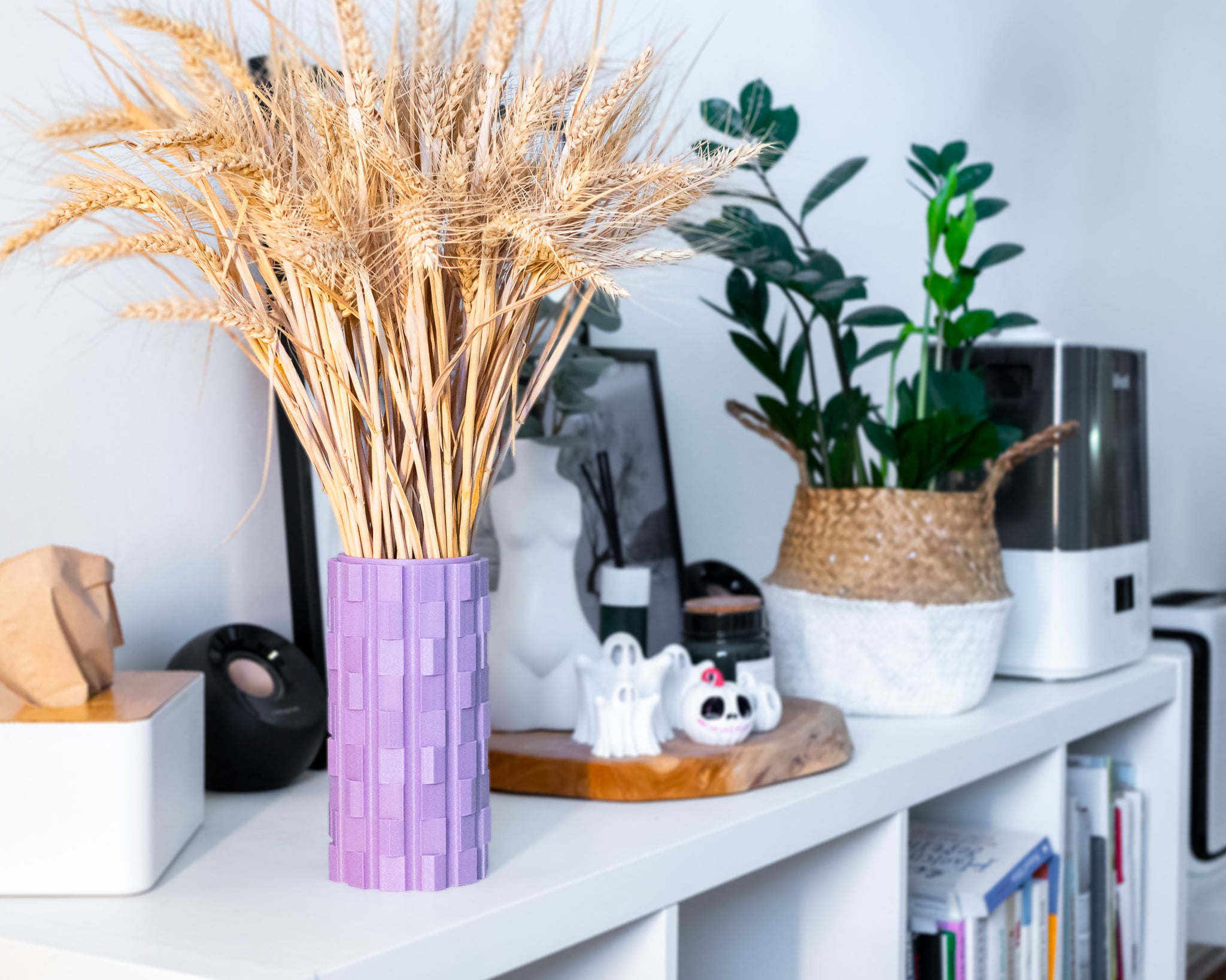 Grinder Vase: Bold Design with Shadow Play 3d model