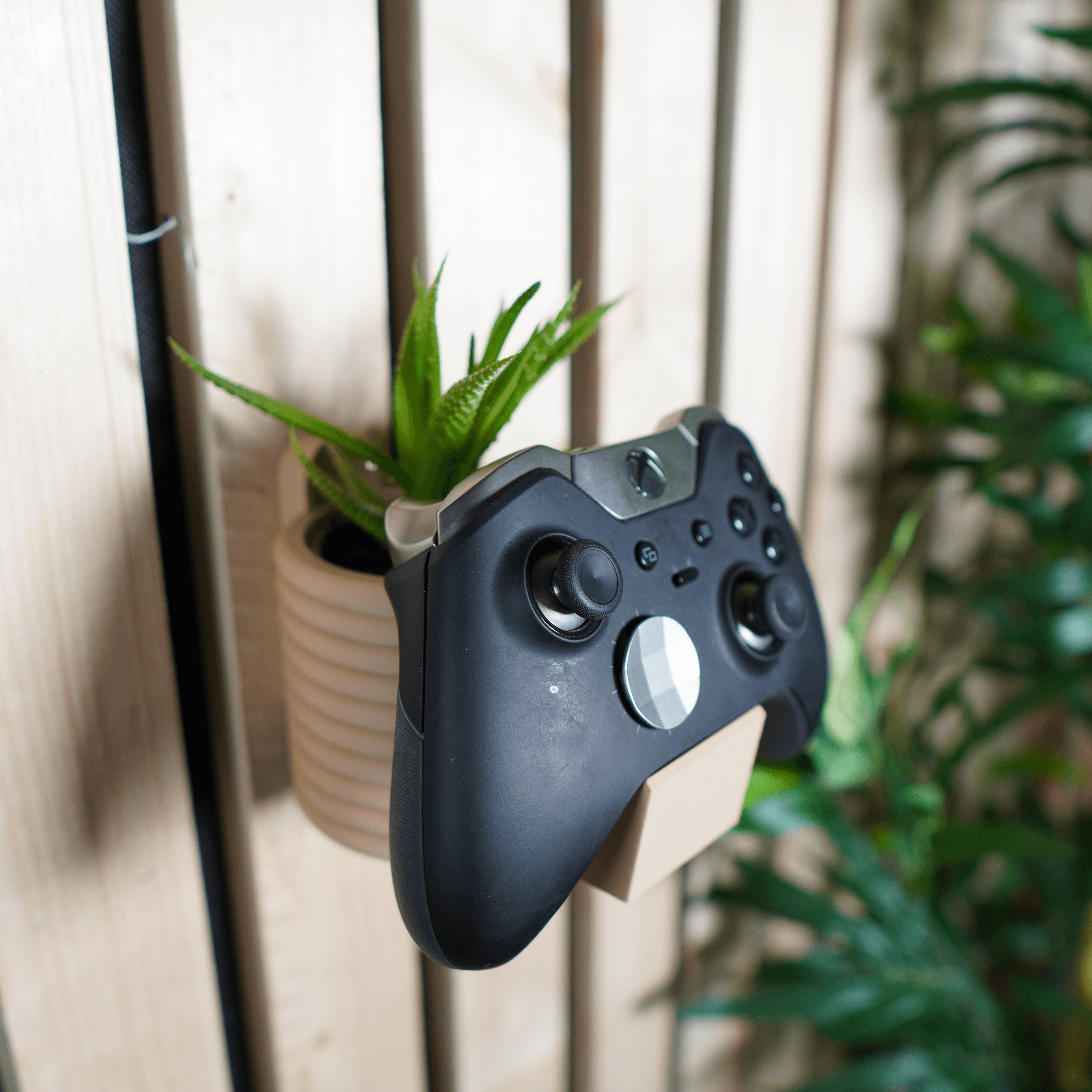 Wall Mount Planter / Controller Combo 3d model