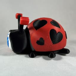 Ladybug Valentine STL File - Love Bug Hearts - NO AMS - COMMERCIAL USE 3d model