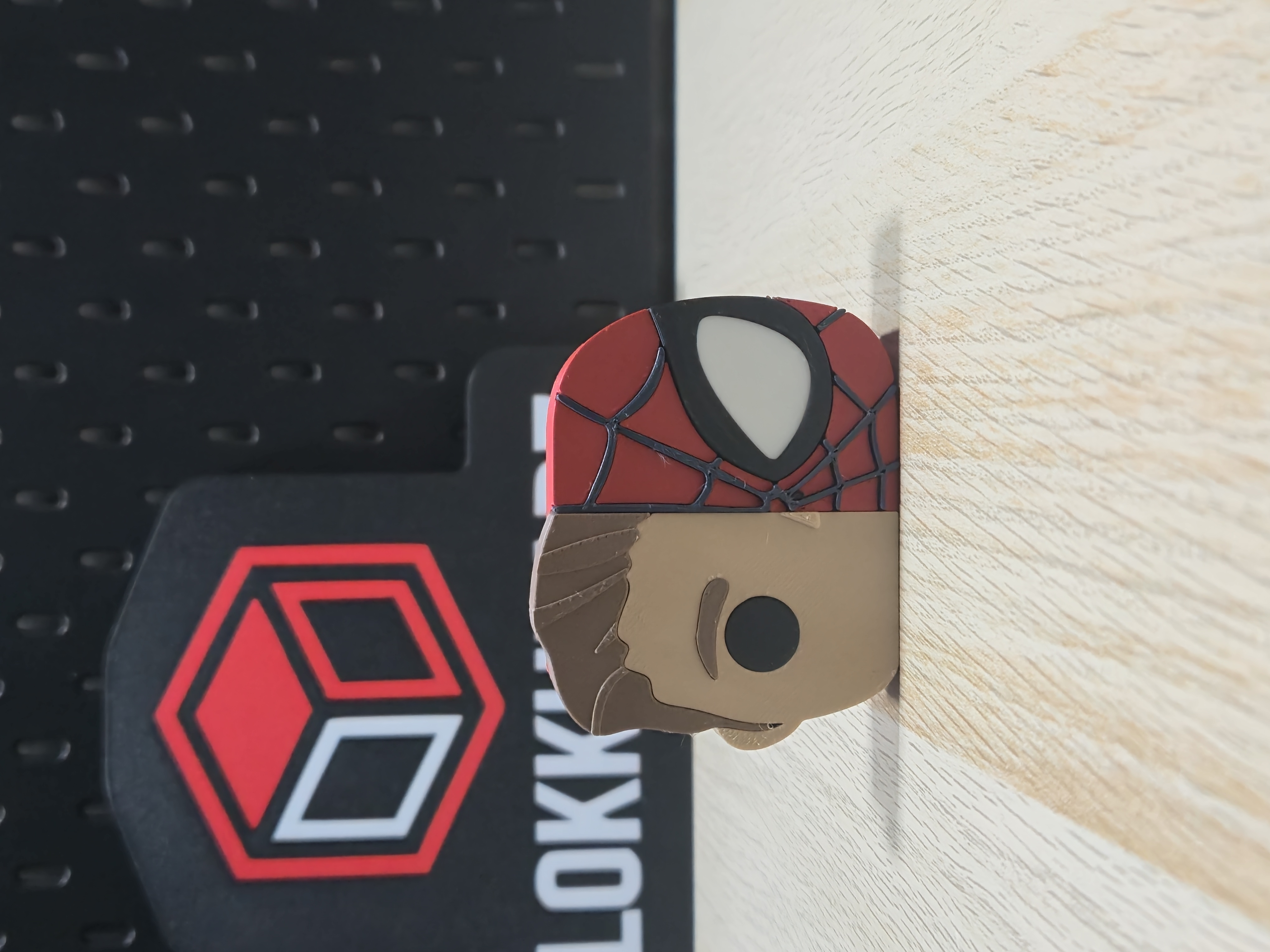 Blokkheadz Peter Parker / Spiderman - Magnet, Ornament and Regular Collectible 3d model