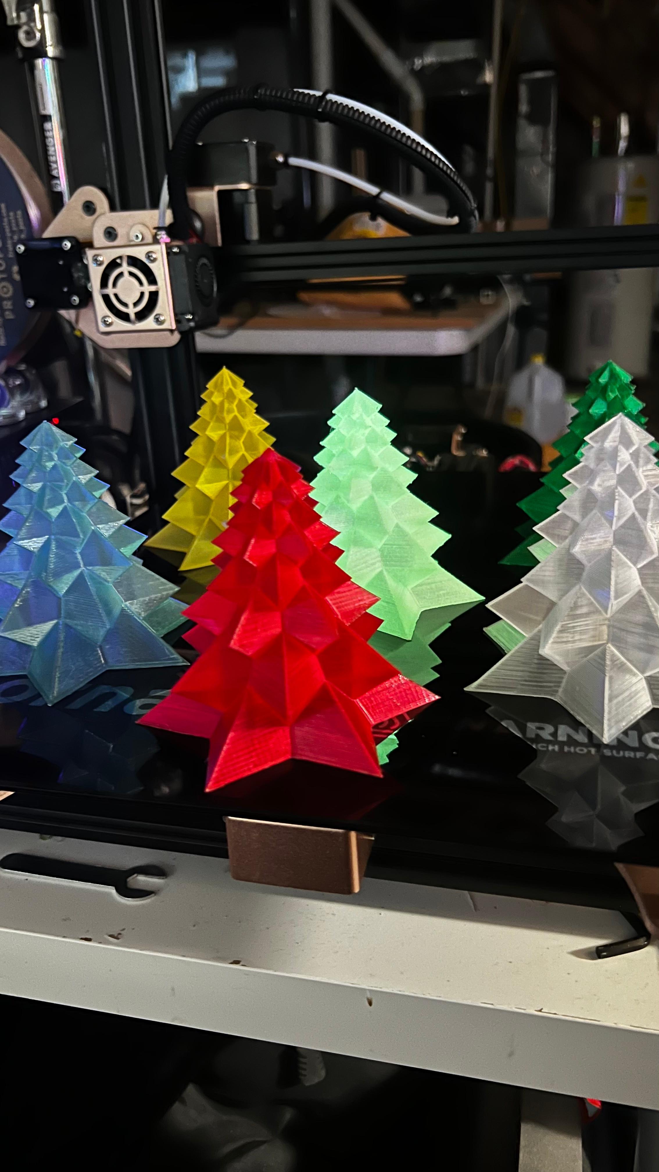 Christmas Tree Tea Light - Tall Version - Vase/Solid 3d model