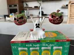 Powerlifting Spooky Ghost with Pumpkins 3d model