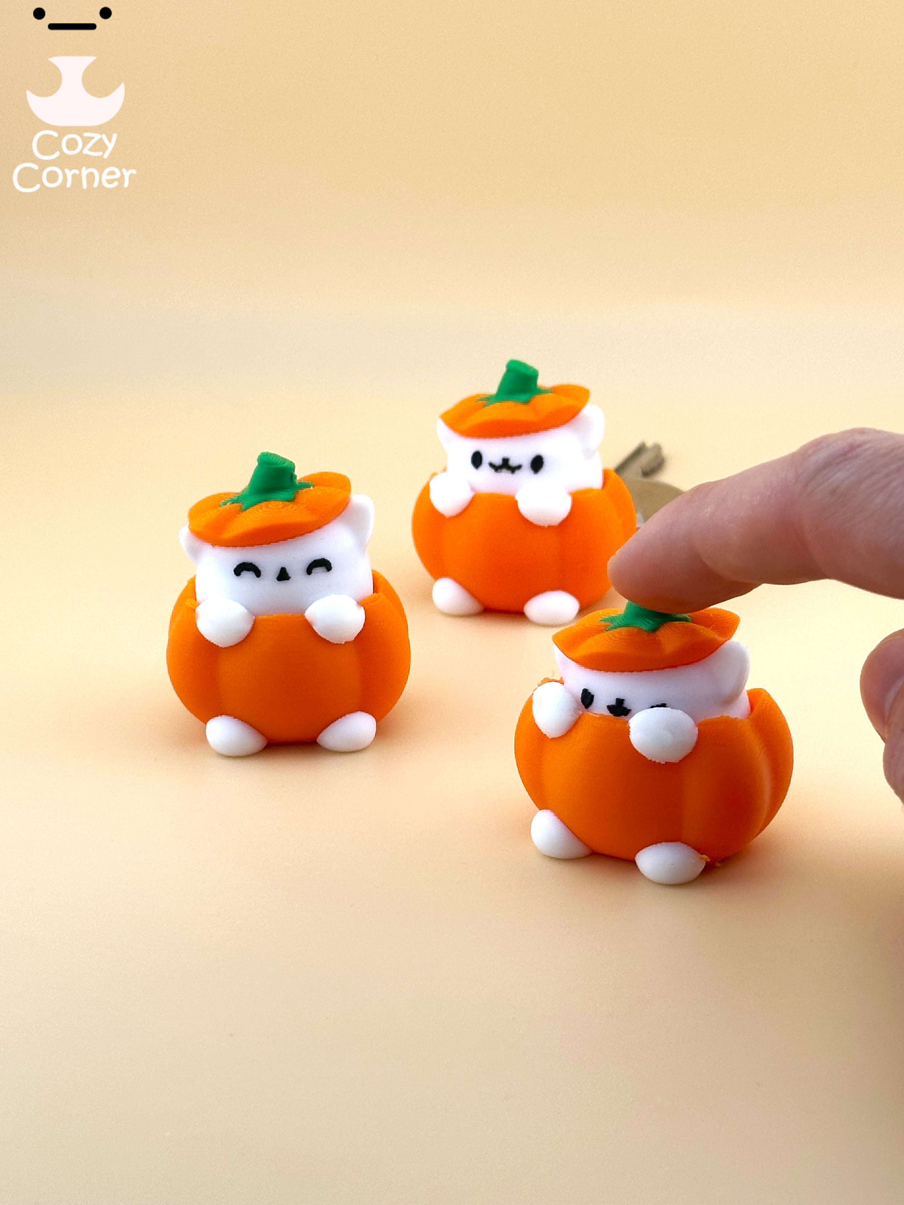 Cat Pumpkin keyring 3d model