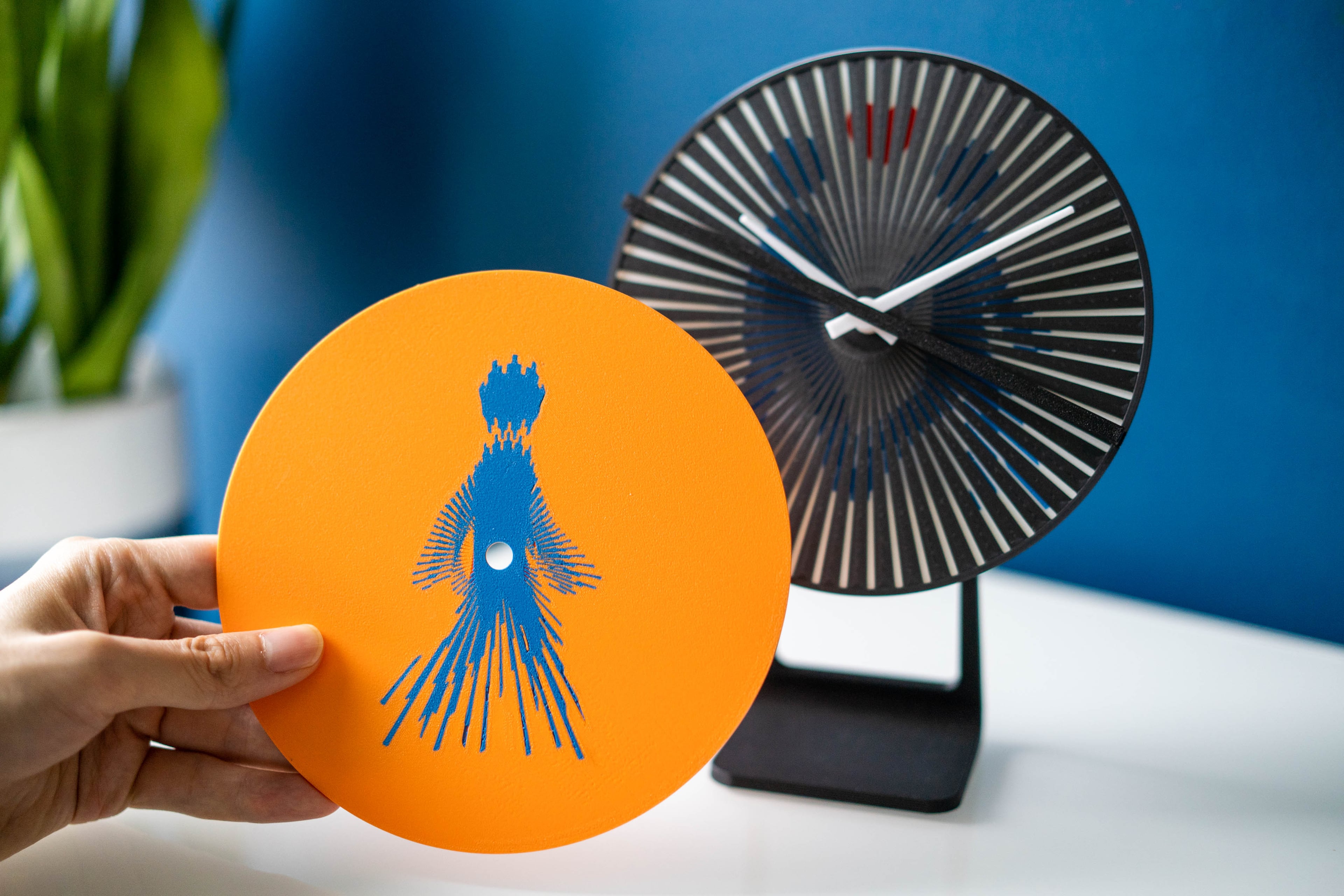 Human Walking Scanimation Clock Face 3d model