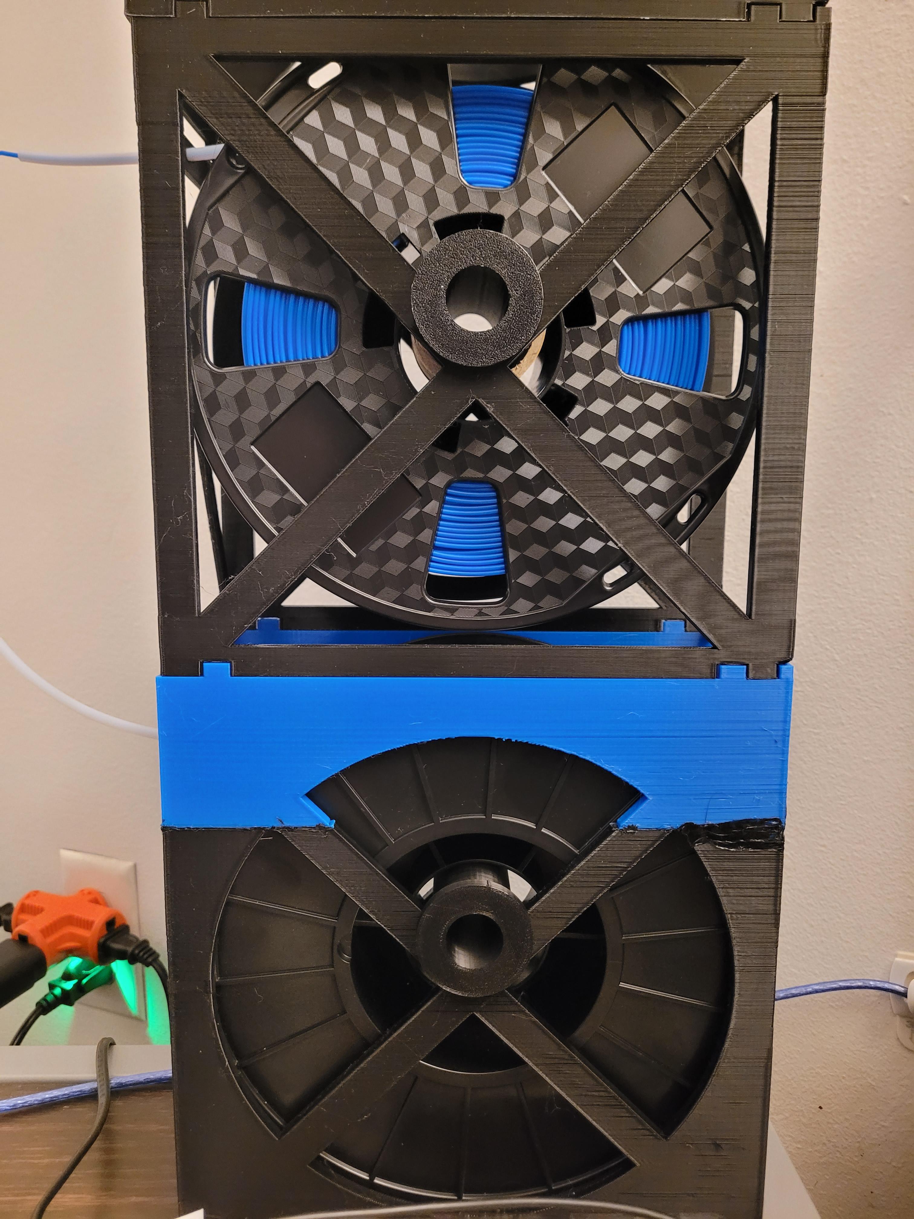 Spool Tower Mk5 v4.3mf - Top is the old version, bottom is my latest version, I ran out of black at 70%. - 3d model