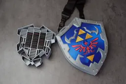 XL Hylian Shield Nintendo Switch Cartridge Case 3d model