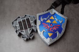 XL Hylian Shield Nintendo Switch Cartridge Case 3d model