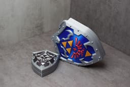 XL Hylian Shield Nintendo Switch Cartridge Case 3d model