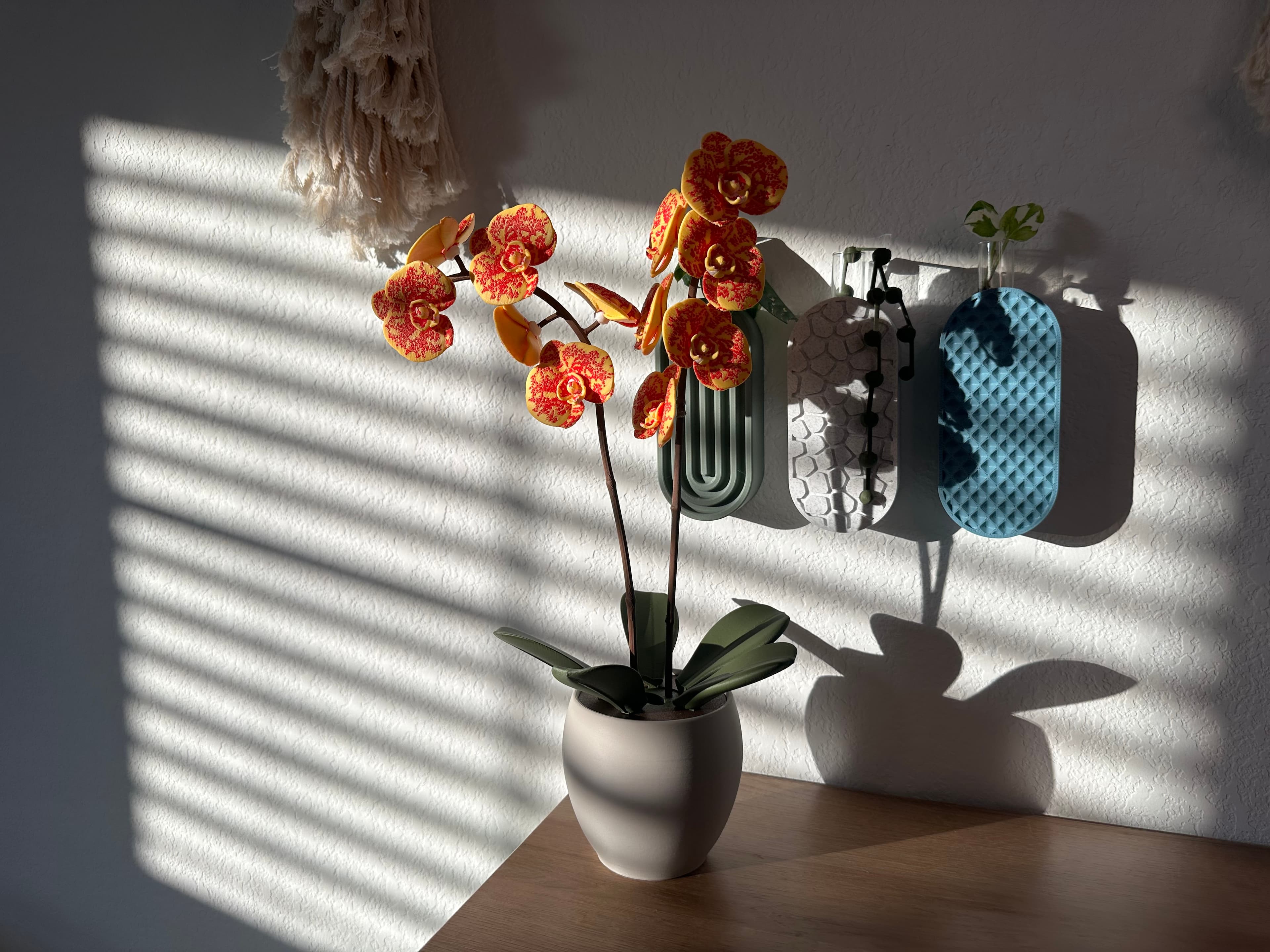 I’ve now made 5 different color variations of this orchid and it is quite possibly the prettiest plant released to date. It prints smooth from the 3mf on both my p1s and A1
