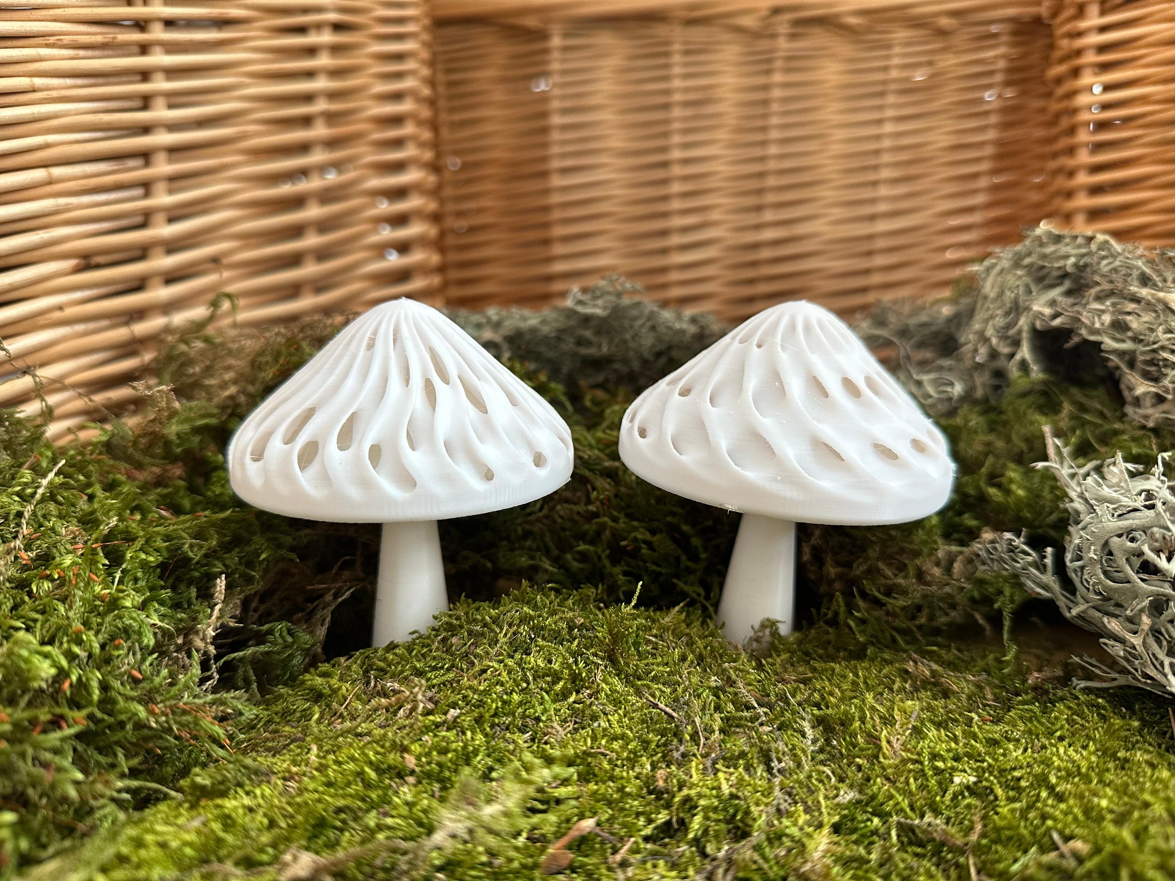 Dual Colour Modular Mushroom Caps (Glow-in-the-Dark) 3d model