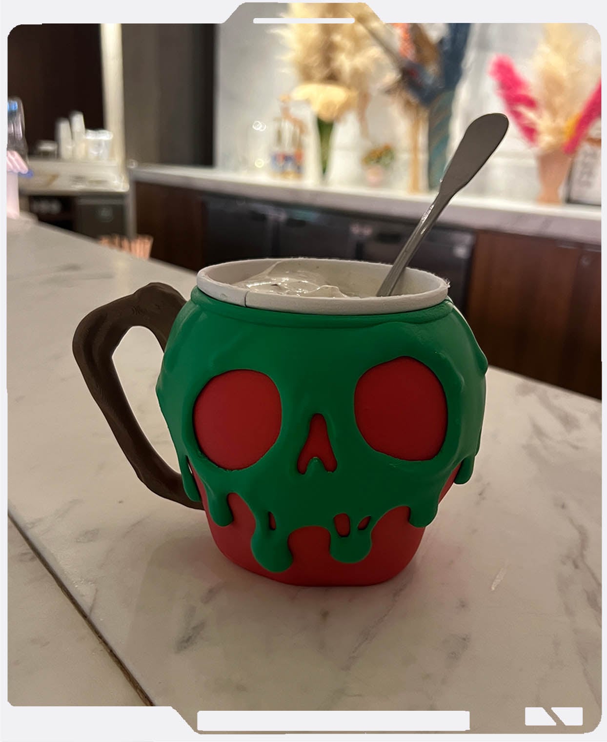 poison apple ice cream pint holder 3d model