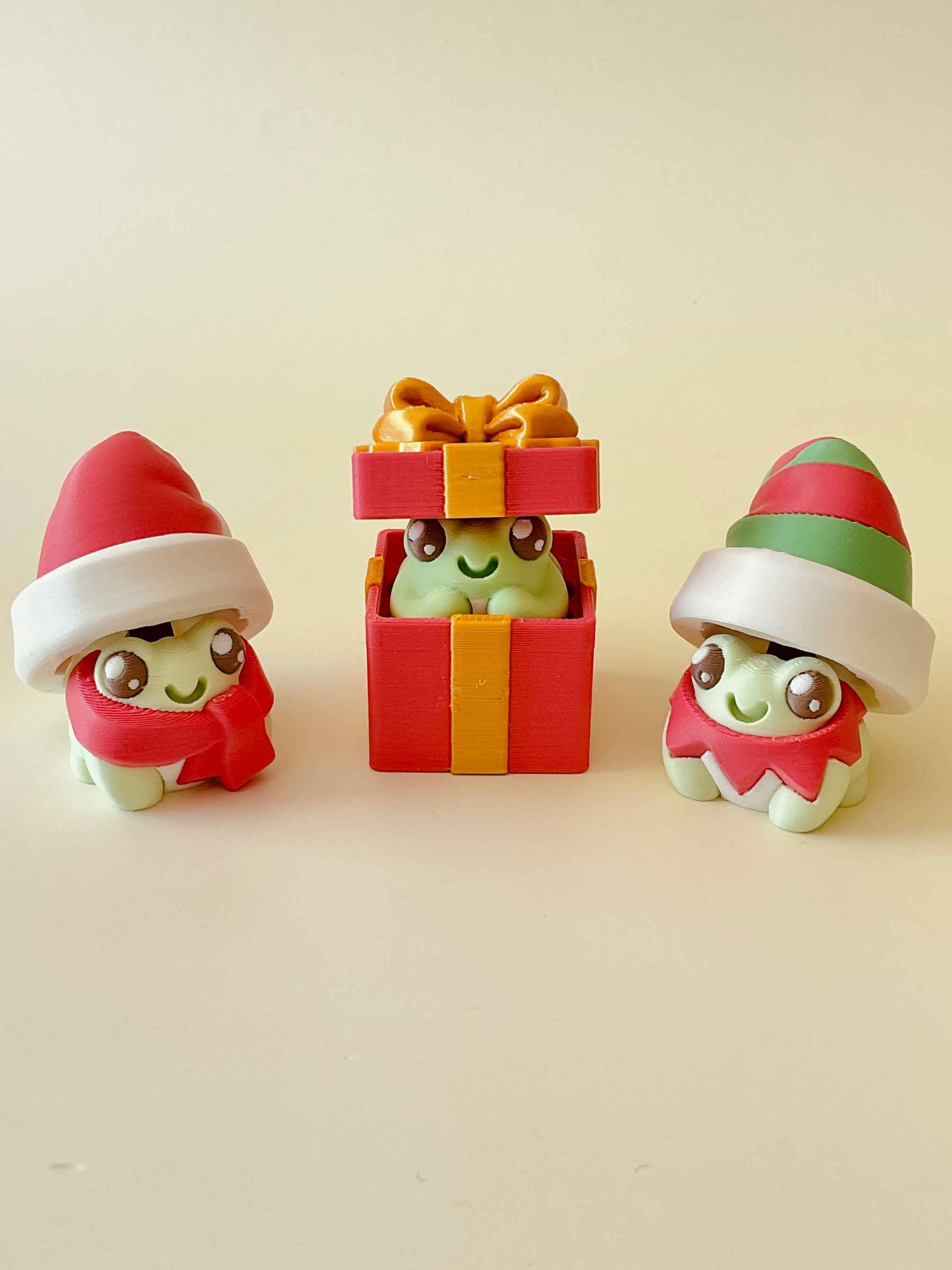 Christmas Festive Frog Clicker Keychain Fidget Toy Bundle 3d model