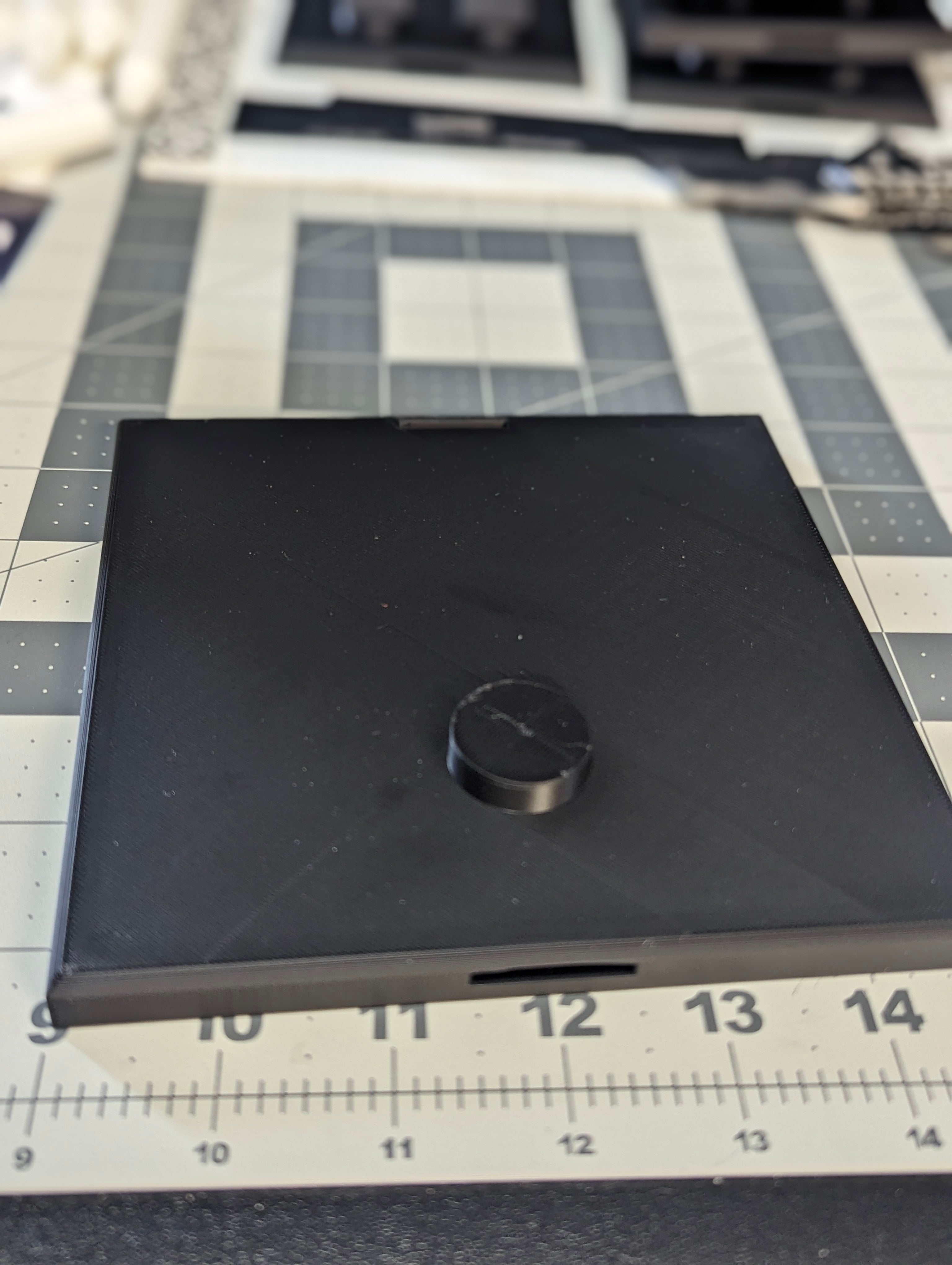 Base Display BB8 150x150 3d model