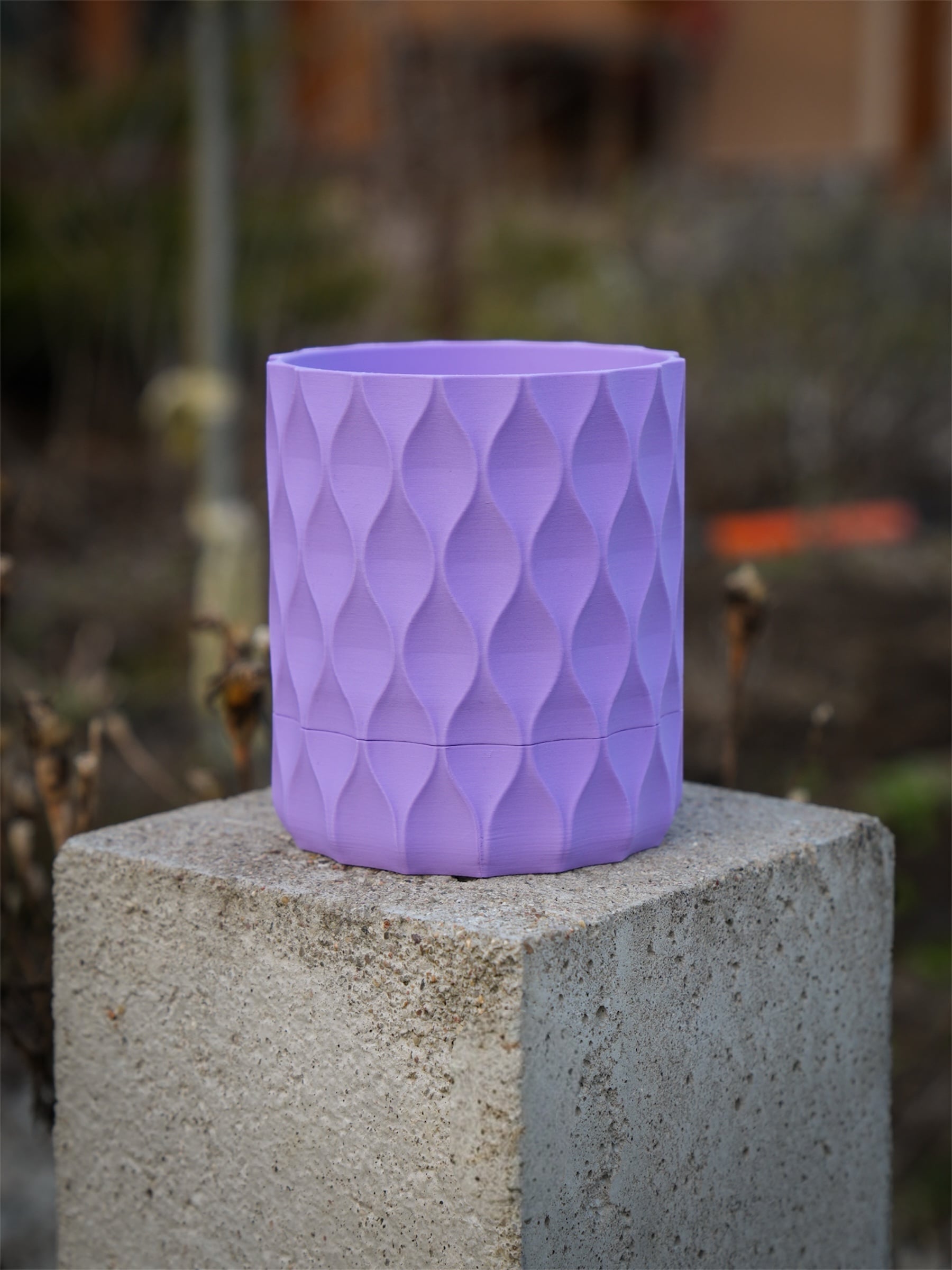 TWIST-OFF PLANTER - WAVES 3d model
