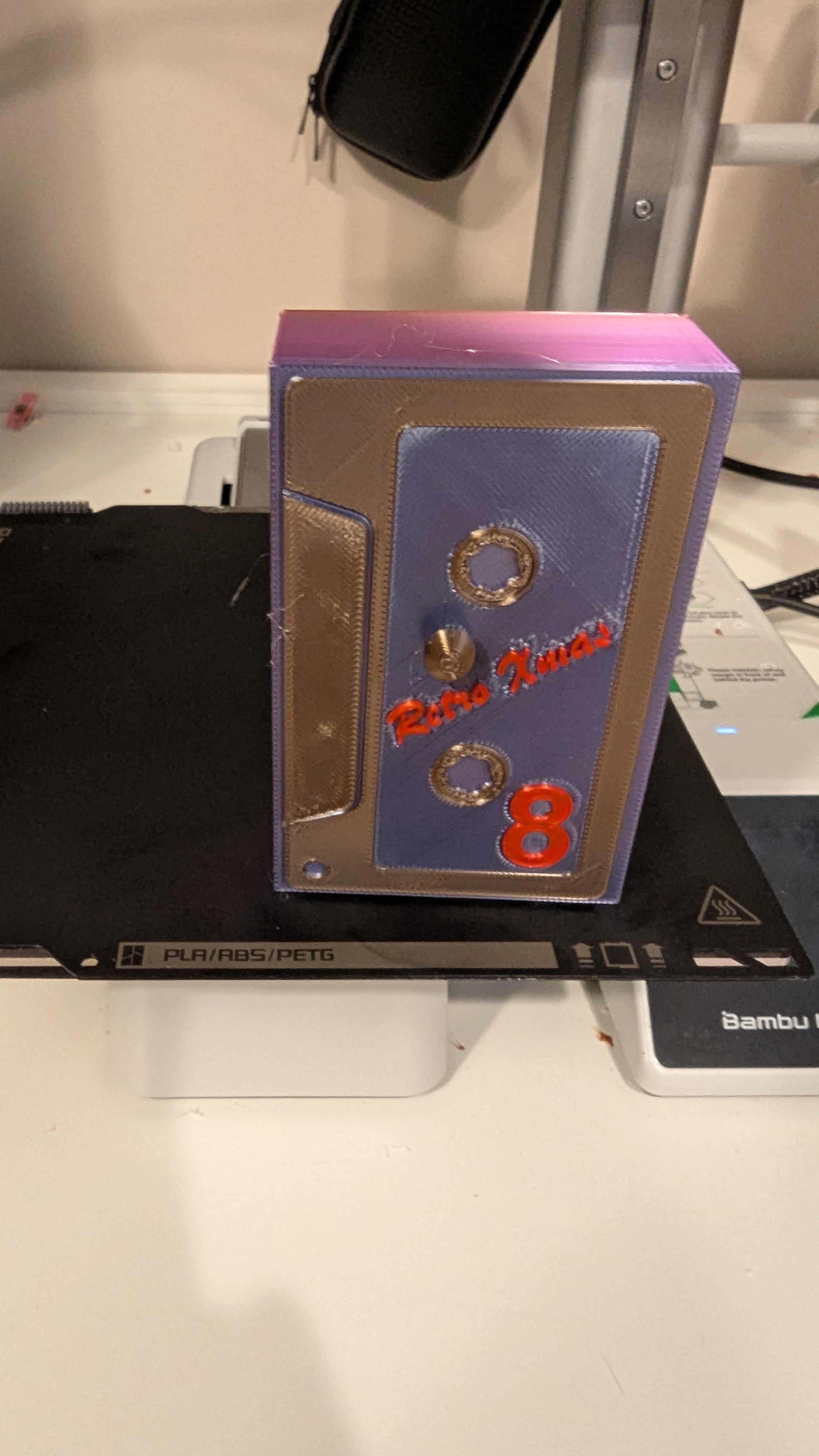 Retro day 8-box.stl 3d model