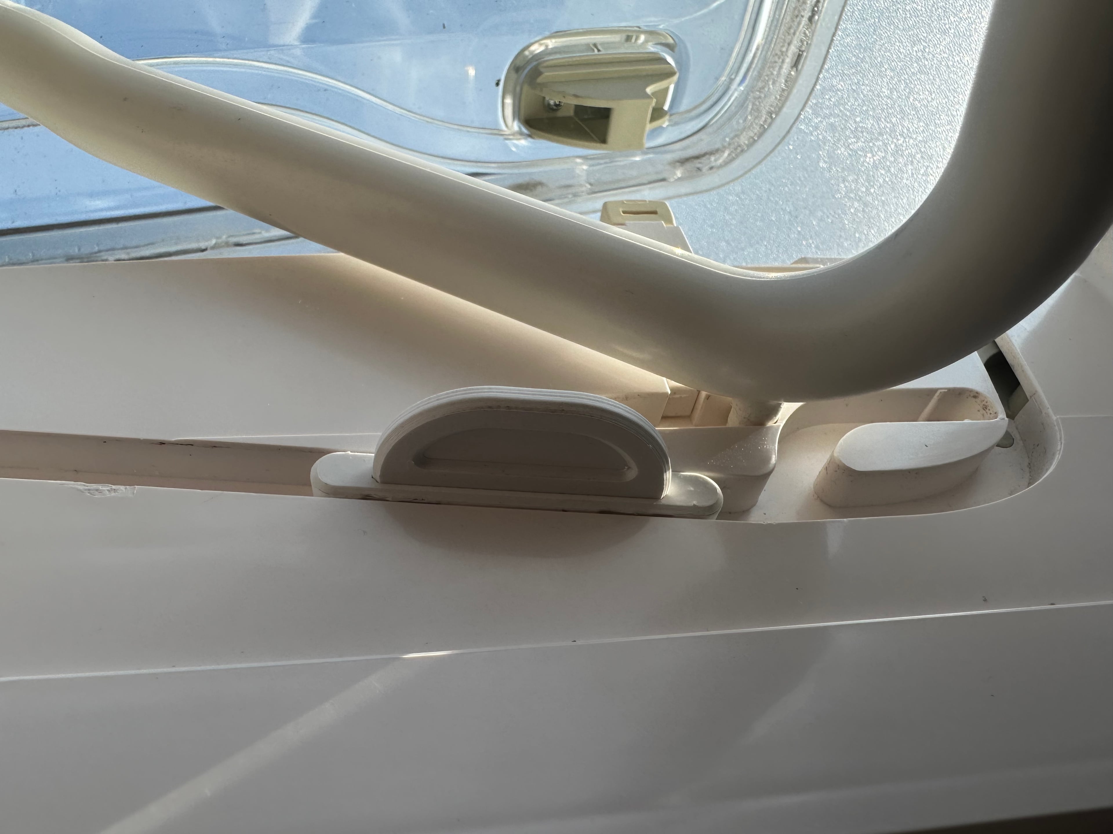 Dometic Mini Heki Camper Roof Window Clip 3d model