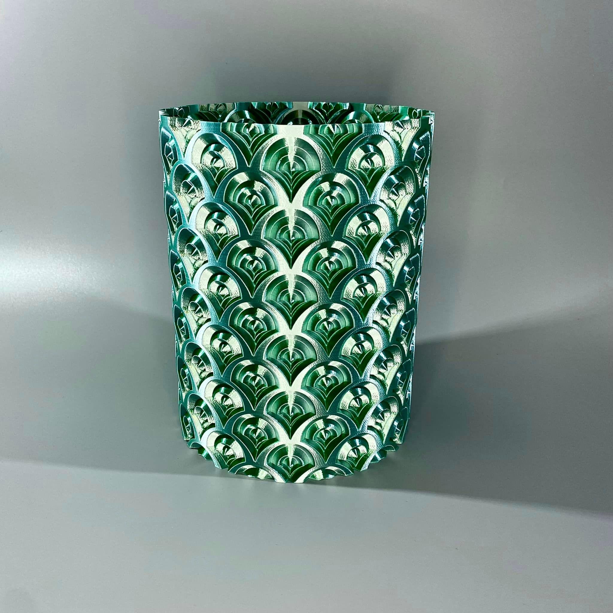 Fish Scale Ripple Vase 3d model