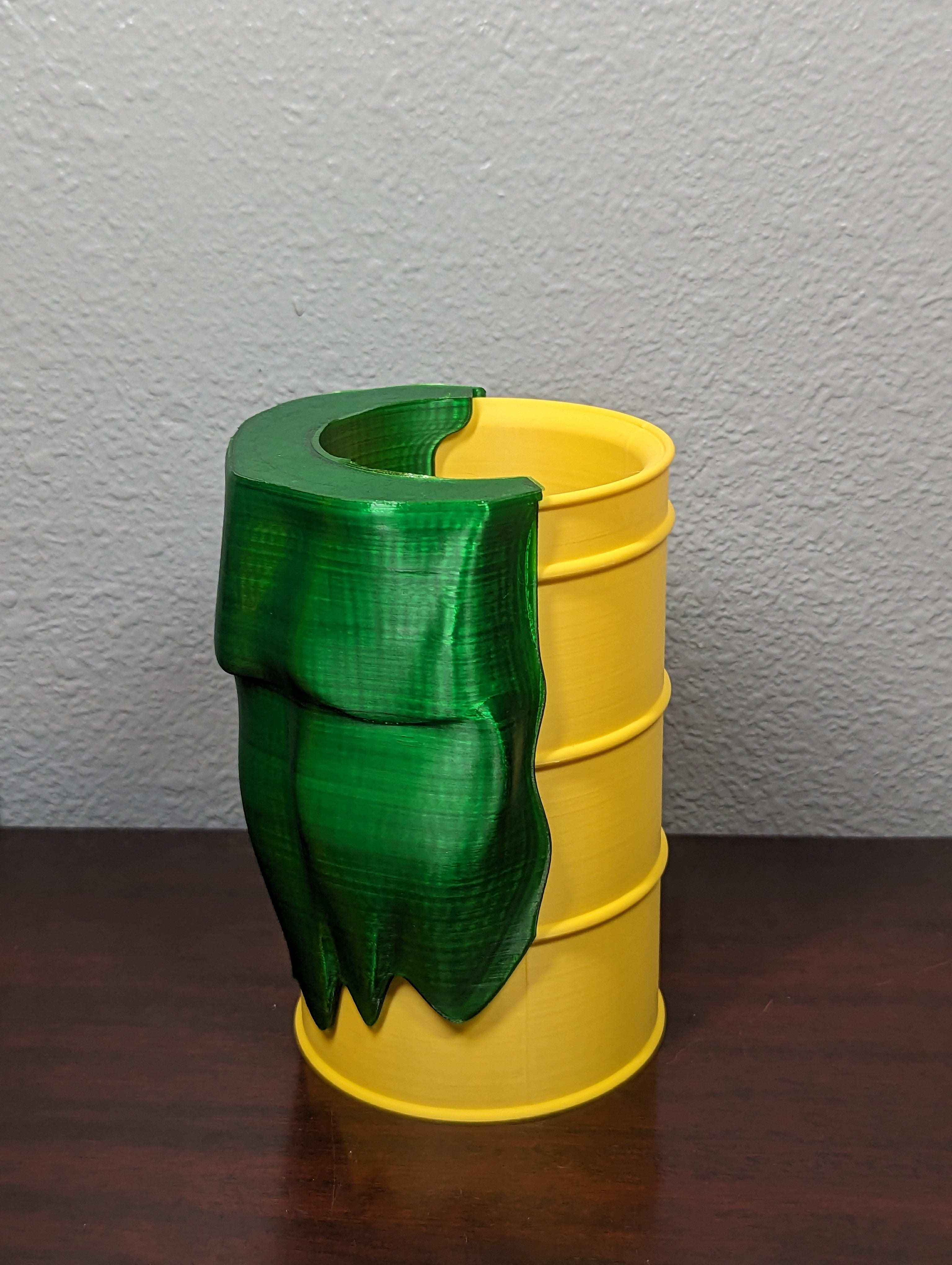 Nuclear Waste Pencil Bucket 3d model