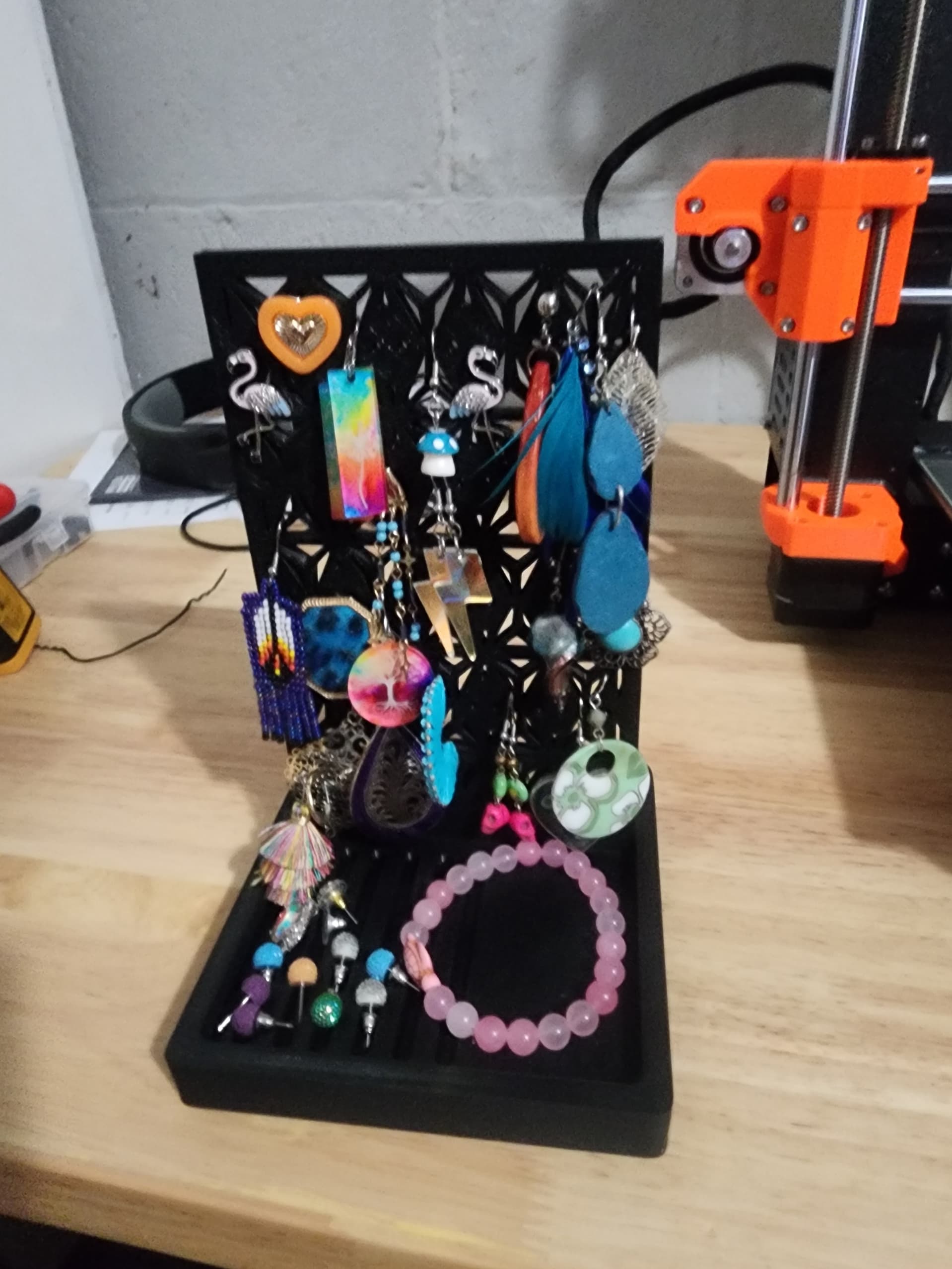 works well for my needs. Probably going to print a few more. Great design!