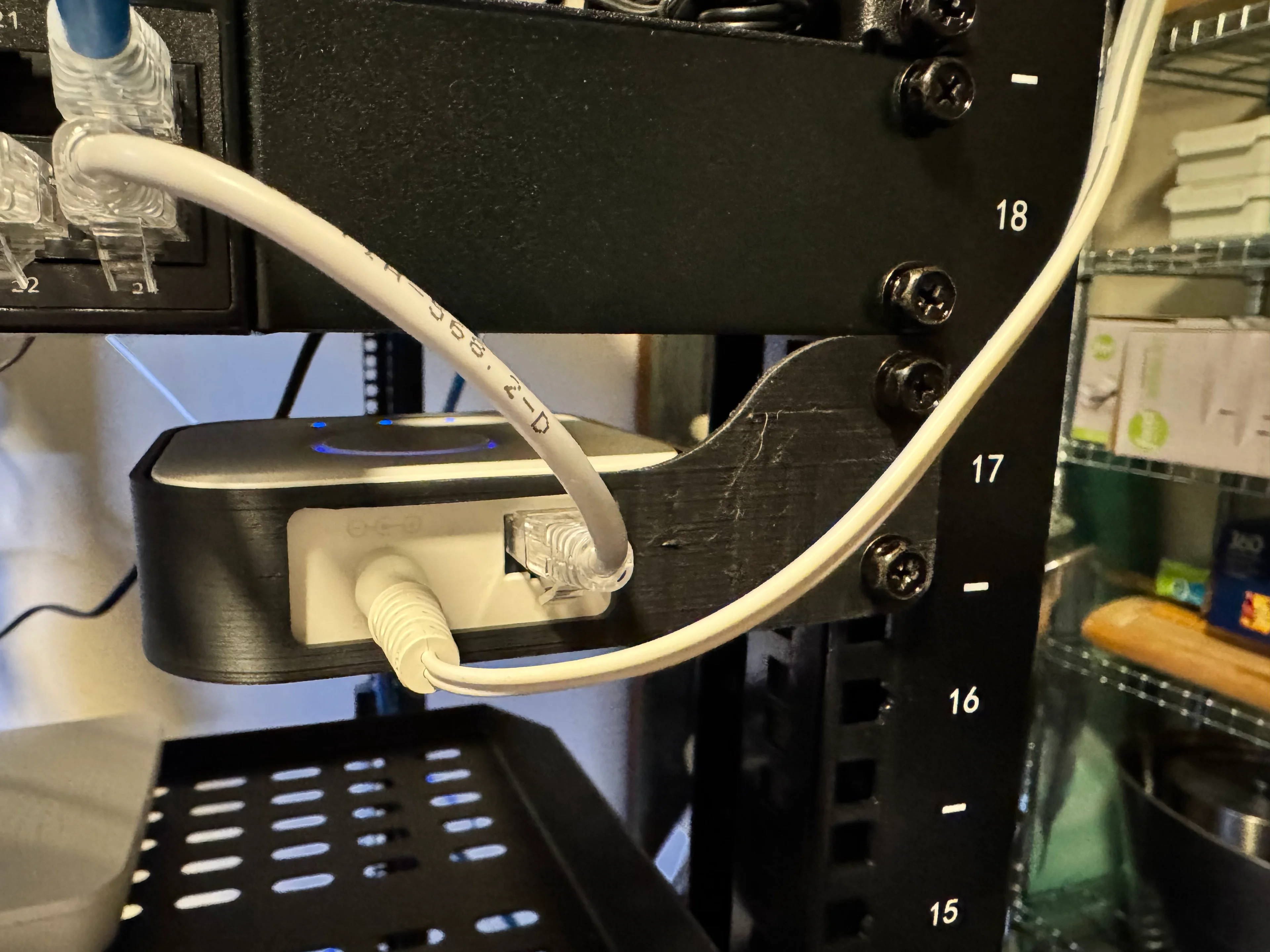 Rack mount for Philips Hue Bridge 3d model
