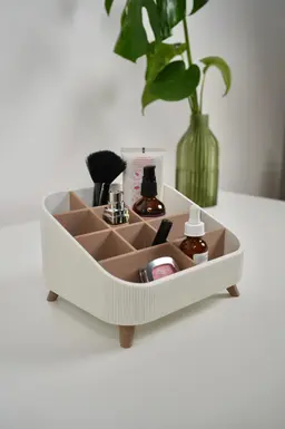 THALOR Makeup Organizer with legs 3d model