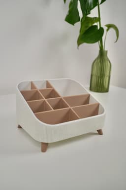 THALOR Makeup Organizer with legs 3d model