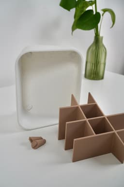 THALOR Makeup Organizer with legs 3d model