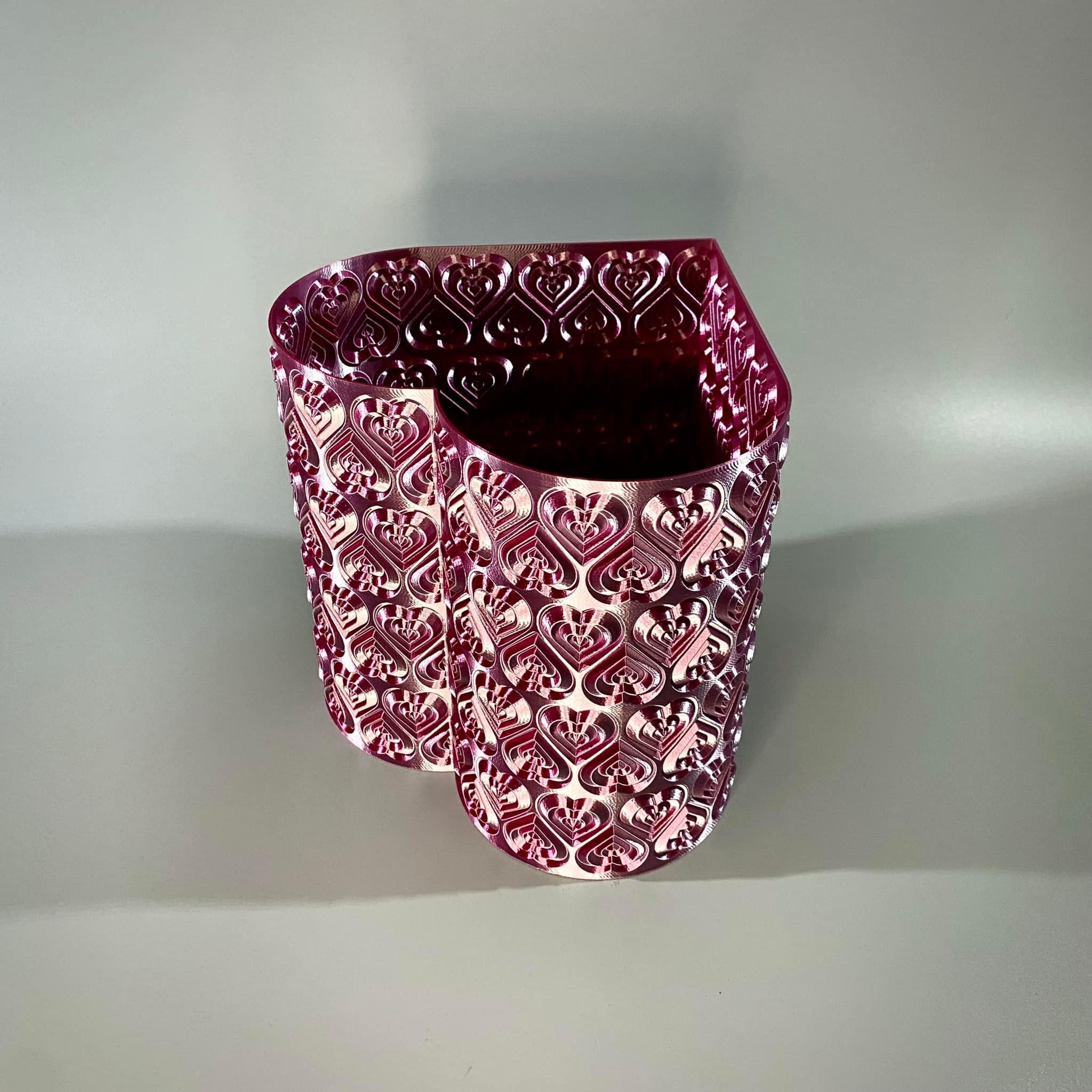 Heart Ripple Vase.stl 3d model