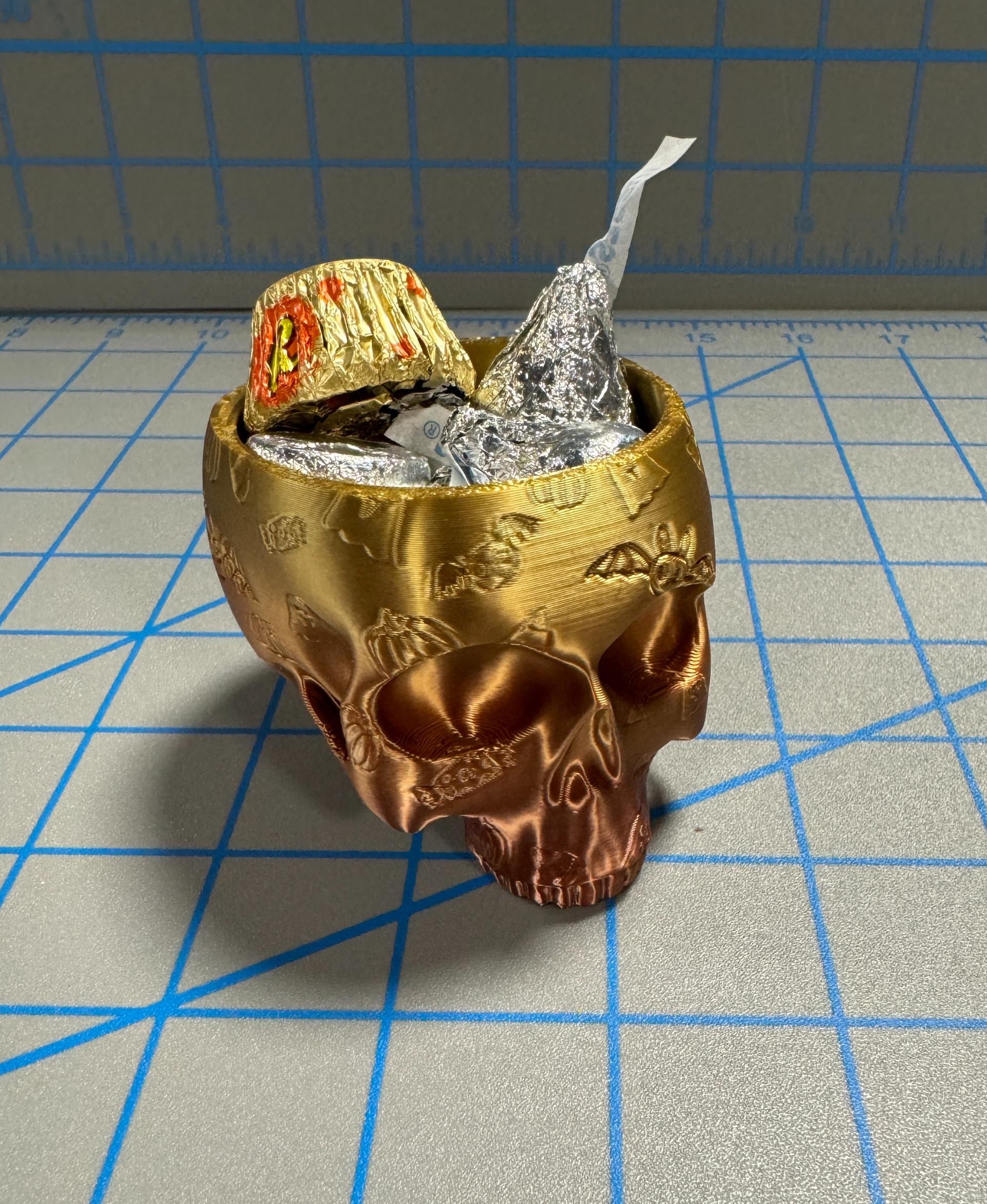 Halloween Print Skull Bowl/Planter - Printed on a Bambu P1S using TTYT3D `Silk Shiny Fast Color Gradient Change` PLA - 3d model
