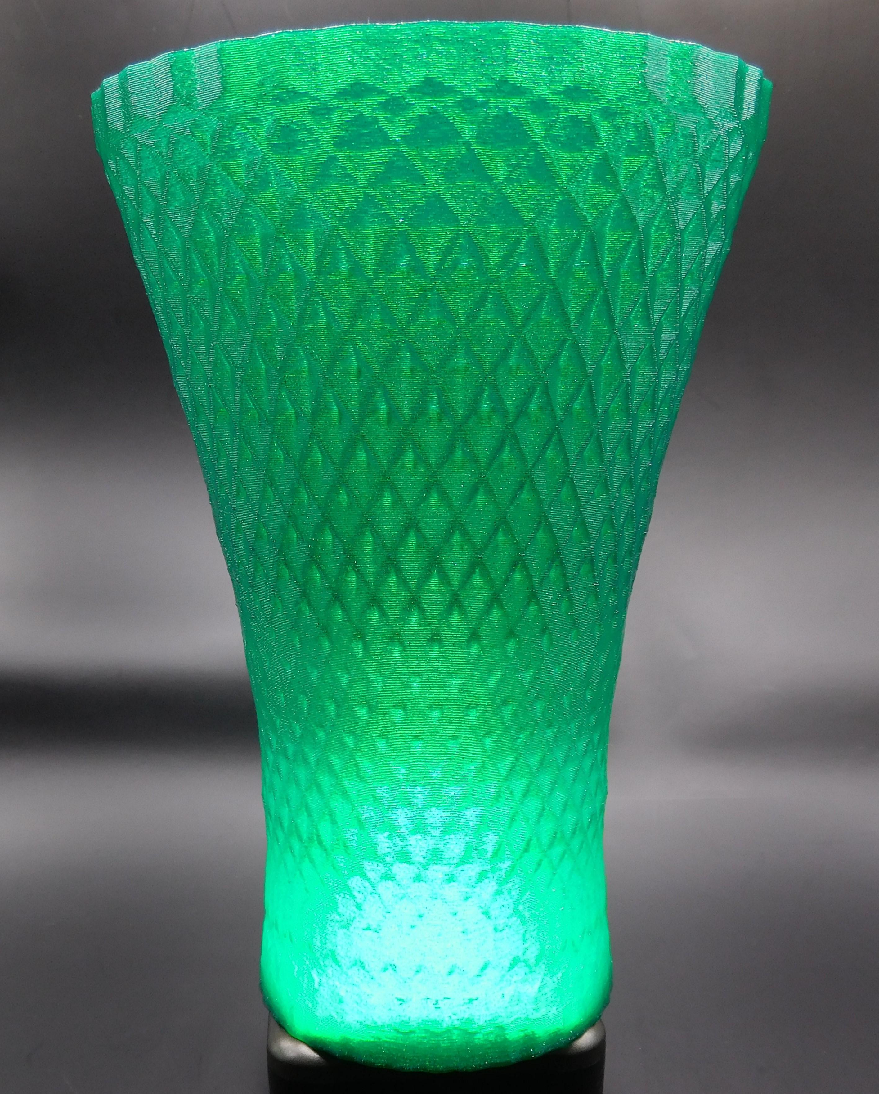 Faceted Vase 3d model