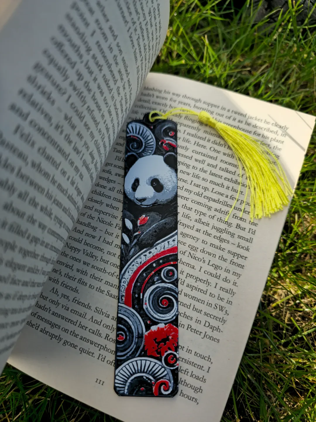 Elegant Panda 3D Printed Bookmark β Hue Forge Multi-Color Design 3d model