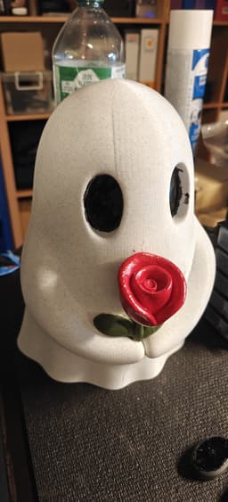 Printed with PETG Marble White at 240mm height. Painted the rose with red nail polish and sprayed the stem with OD Green i had laying around.
Also i inserted a flickering LED light from the bottom for a little lighting through the lightning infill.
Love the model! mother-in-law is happy! 3d model