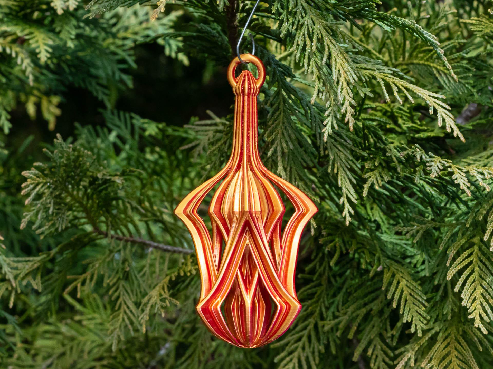 ZigZag Christmas Ornament 3d model