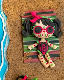 Creepy Doll Sand and Waves 3d model