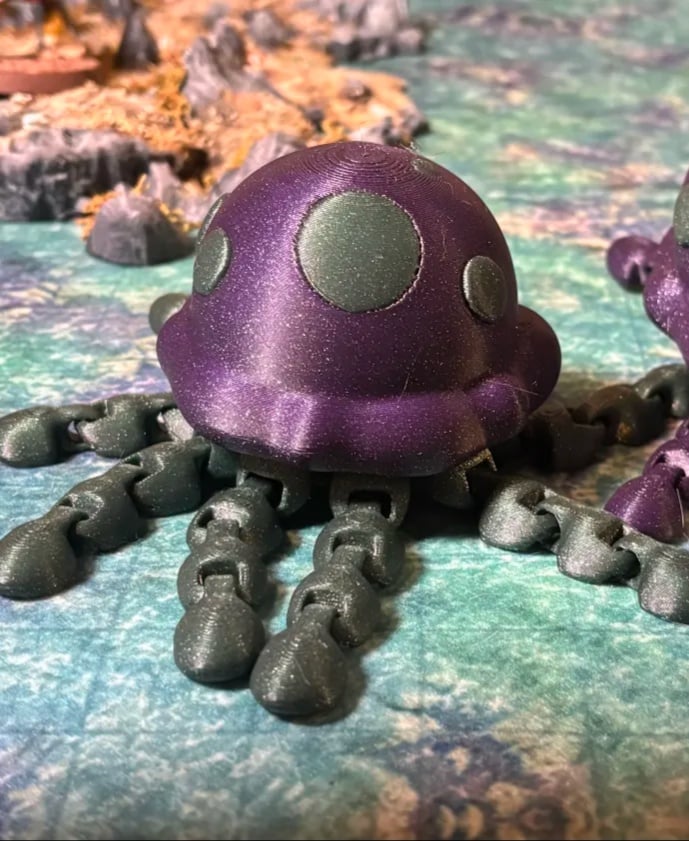 Printed in bambulabs pla sparkle purple and sparkle alpine green
As a seen on twitch.tv/mikemoans