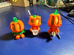 These are the absolute CUTEST!!!! Bringing me, my co-workers and family much joy for the holidays :) Thank you for the wonderful design @BlobLab ! 3d model