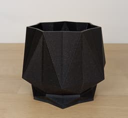 Pot avec drainage "Poly" 3d model