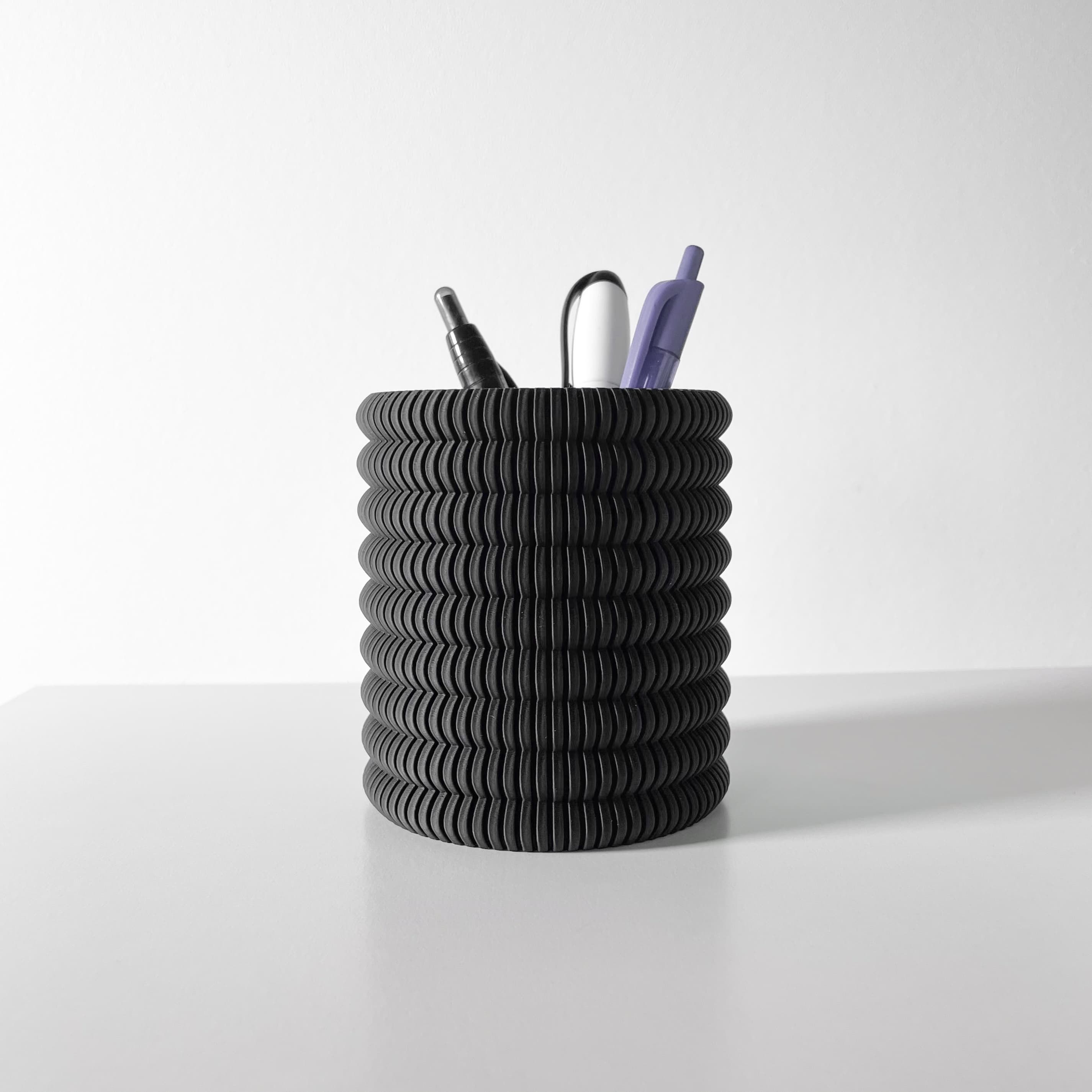 The Lonu Pen Holder | Desk Organizer and Pencil Cup Holder | Modern Office and Home Decor 3d model