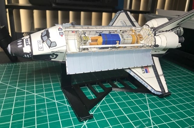 3D stand for AXM Space Shuttle 3d model