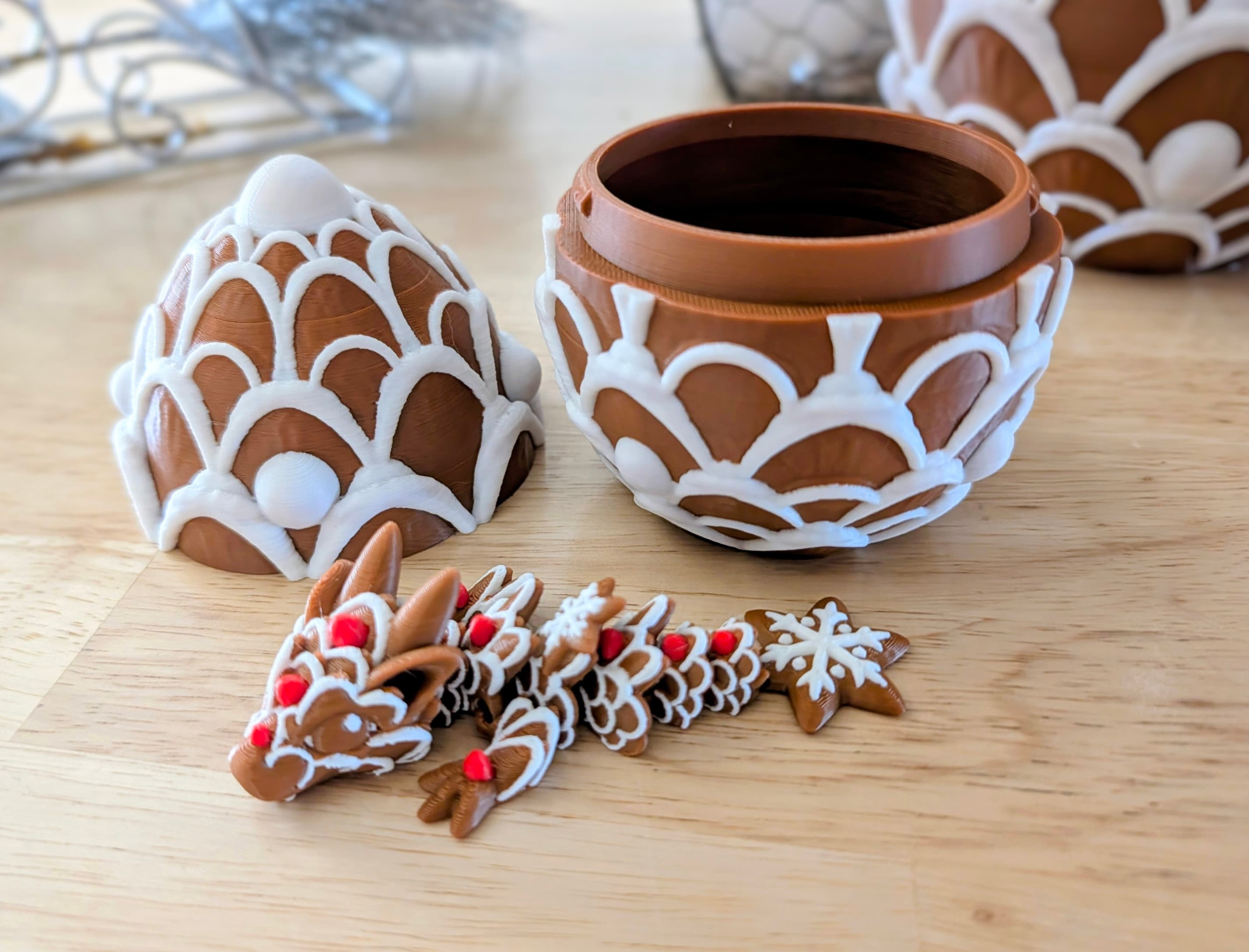 In love with this gingerbread Tadling! I have made 6 now because after gifting to friends, I want one for myself. He printed beautifully!