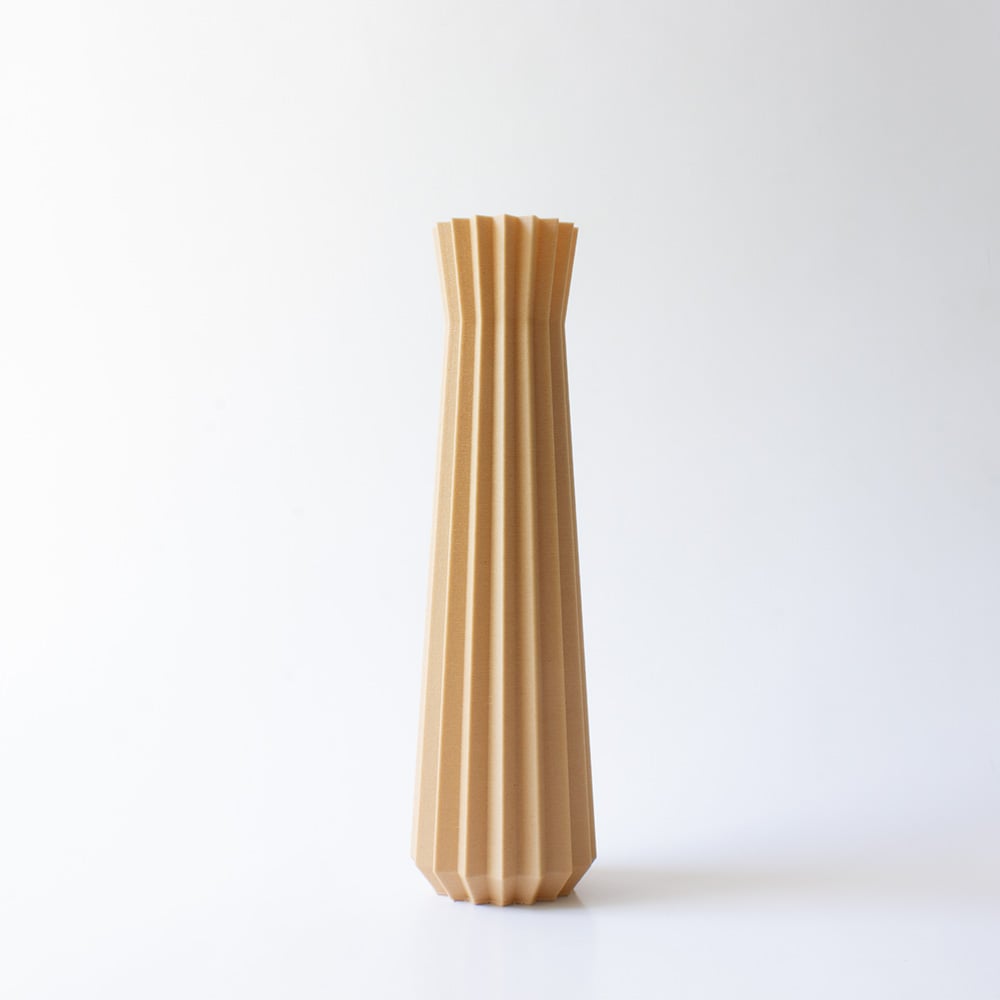 Origami elongated vase 3d model