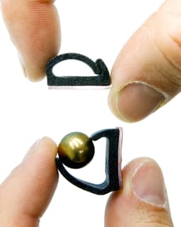 EZPZ TPU Cable Clip (4mm) 3d model