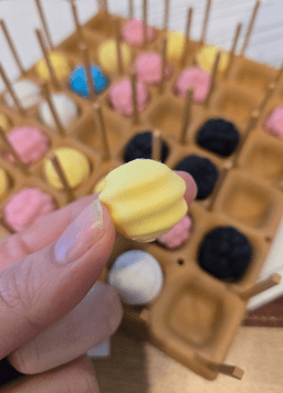 Waffle Bouncy Connect Four 3d model