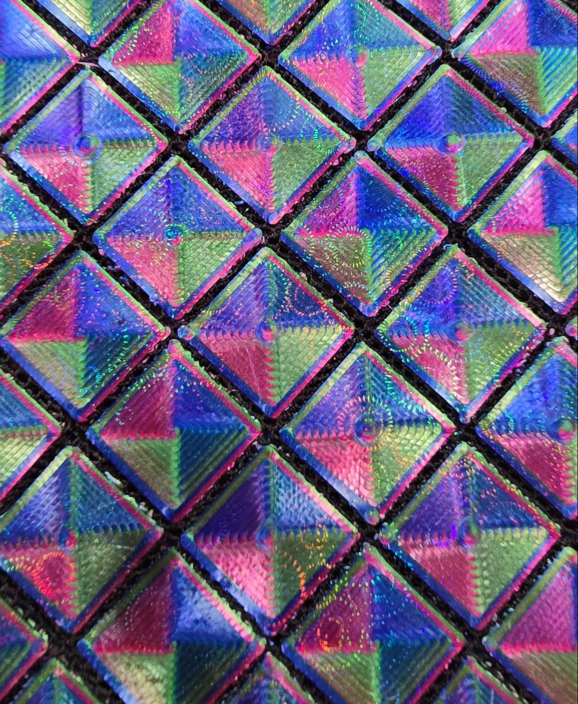 Diamond patterned cuffs - snap fastened - Concentric bottom layer infill on Rippling PFLAT - 3d model